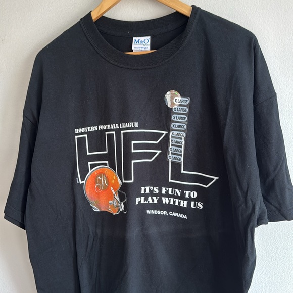 Vintage Hooters Football T-Shirt / XL / 2006 / New - Picture 3 of 8